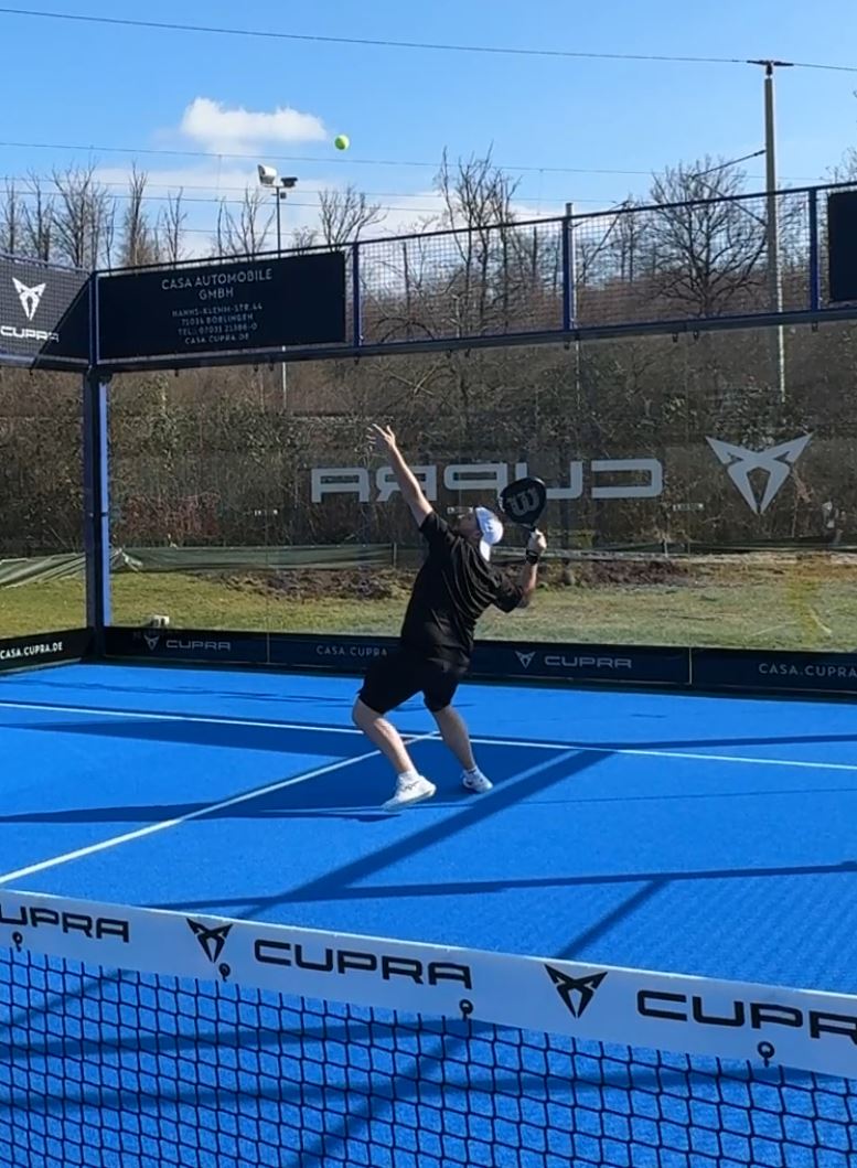 Logo Alexander Koruš