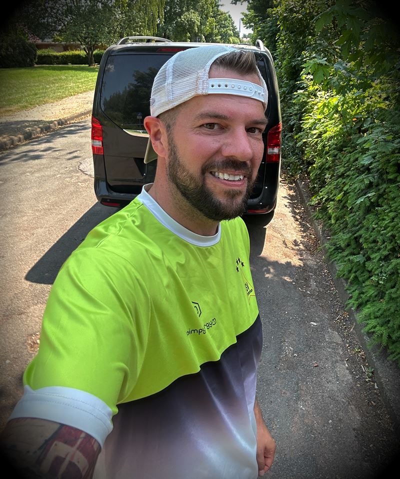 Logo Dennis Diekmann