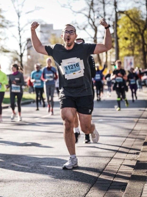 Logo POUYA YADOLLAHI BASTANI