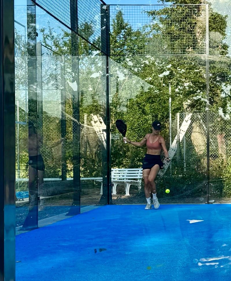 Logo Vanessa Hinterschuster