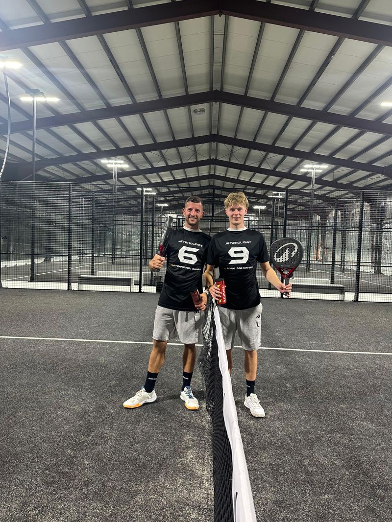 Logo Darius Karampoor