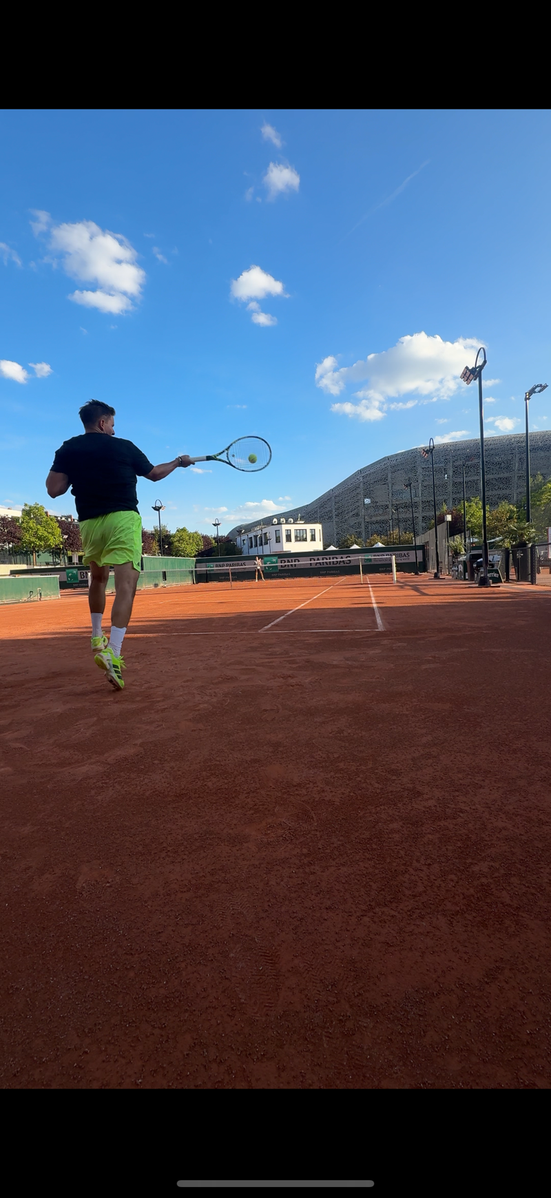 Logo Leon Mitropoulos