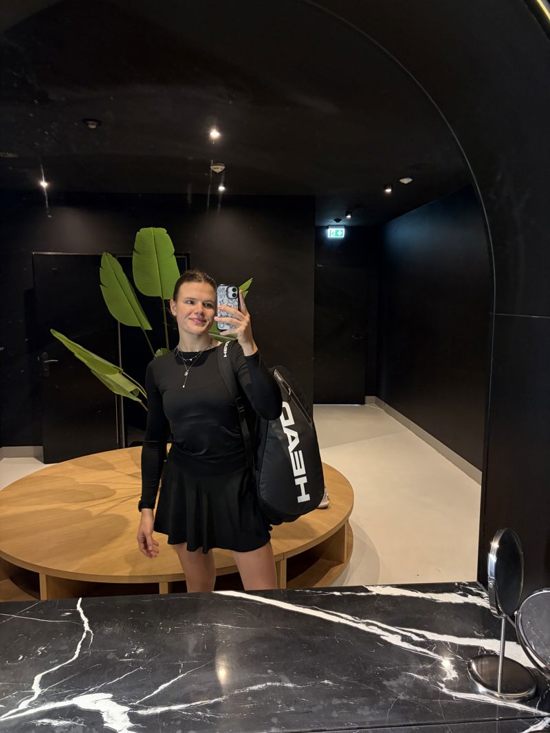 Logo Kyra Maashöfer